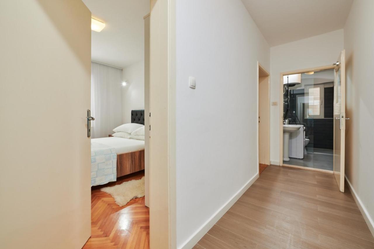 Apartmants Biocic โตรกีร์ ภายนอก รูปภาพ