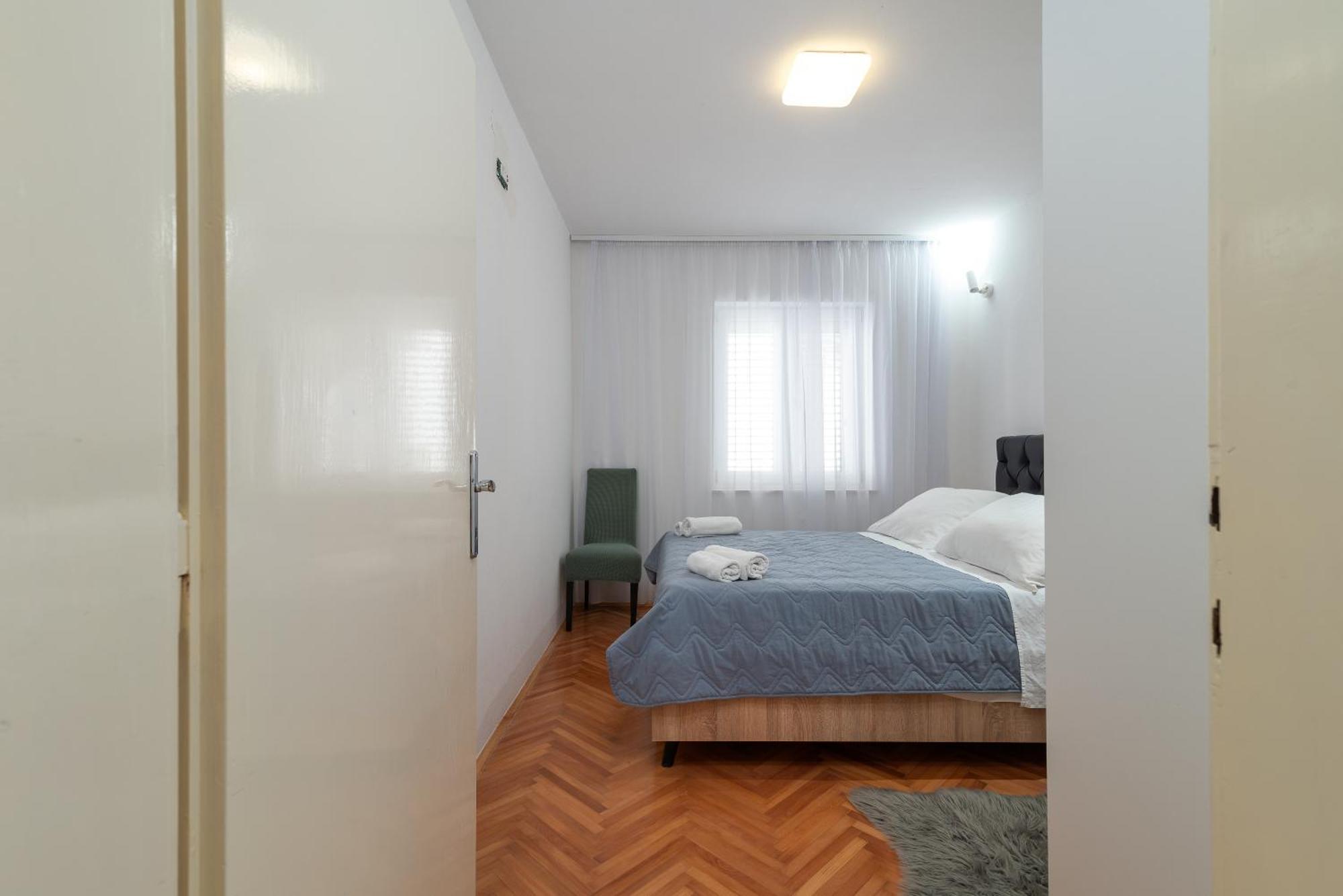 Apartmants Biocic โตรกีร์ ภายนอก รูปภาพ